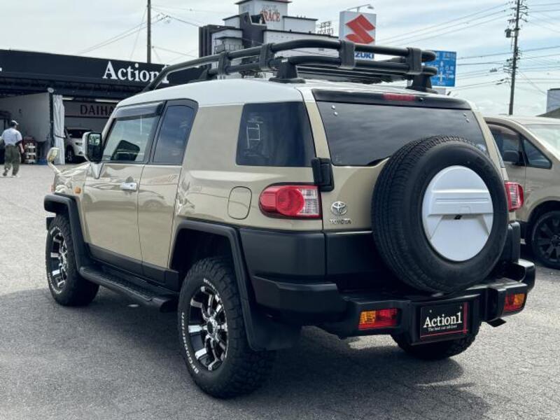 FJ CRUISER