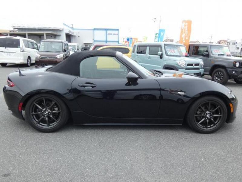 ROADSTER