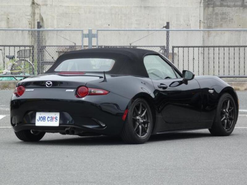 ROADSTER