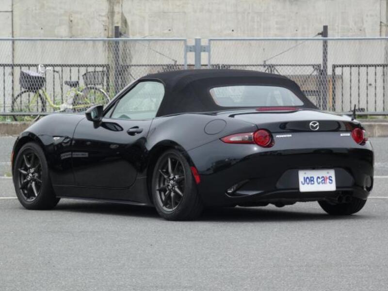 ROADSTER