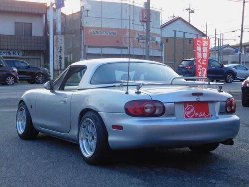 ROADSTER