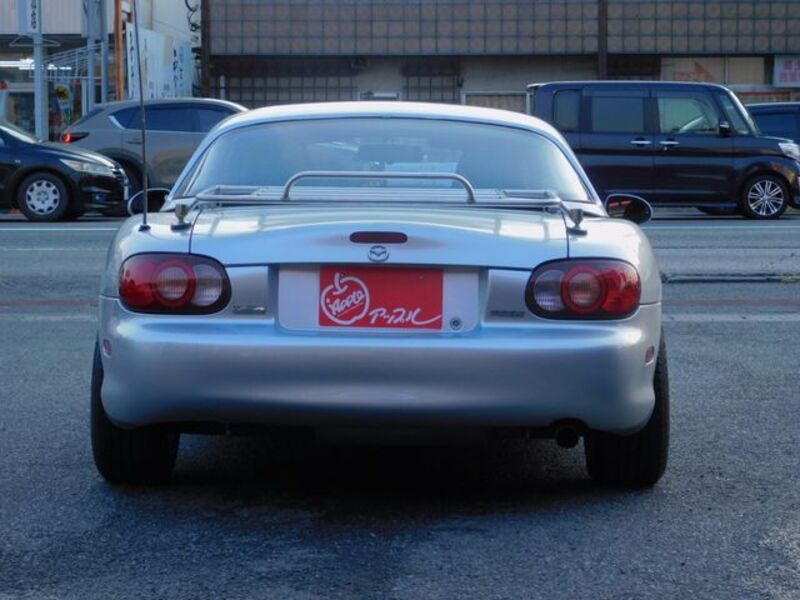 ROADSTER