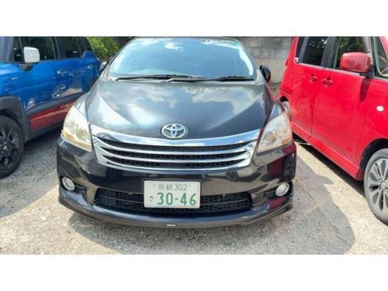 TOYOTA MARK X ZIO