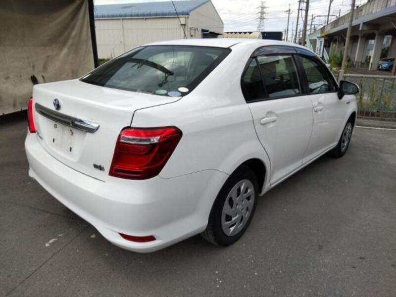 COROLLA AXIO