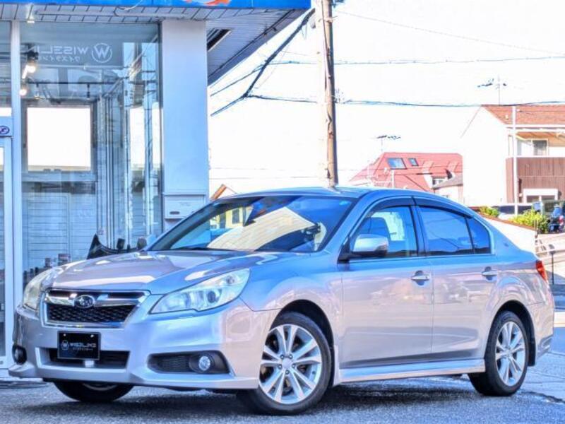 SUBARU LEGACY B4