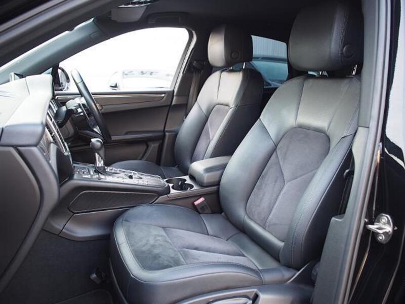 MACAN