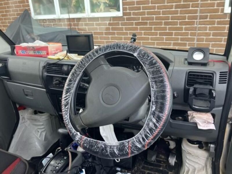 MINICAB VAN