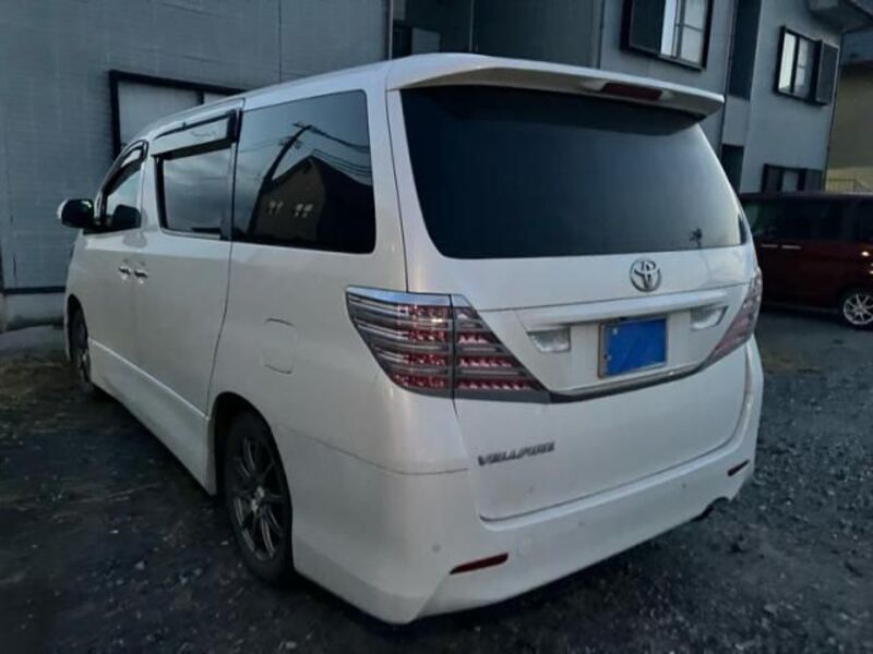 VELLFIRE