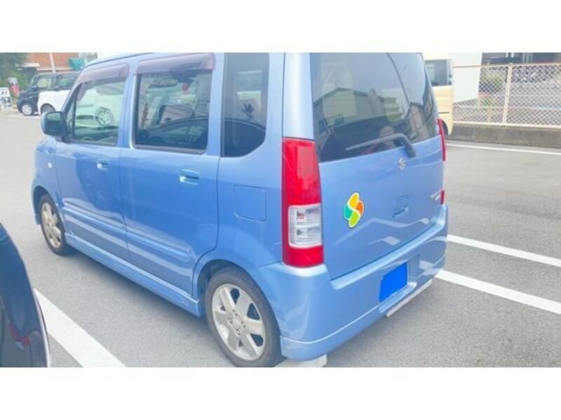 WAGON R