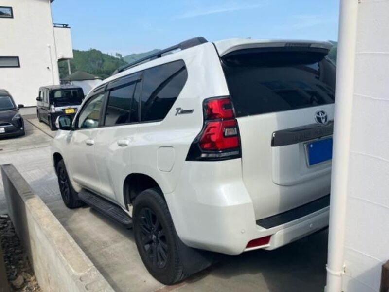 LAND CRUISER PRADO