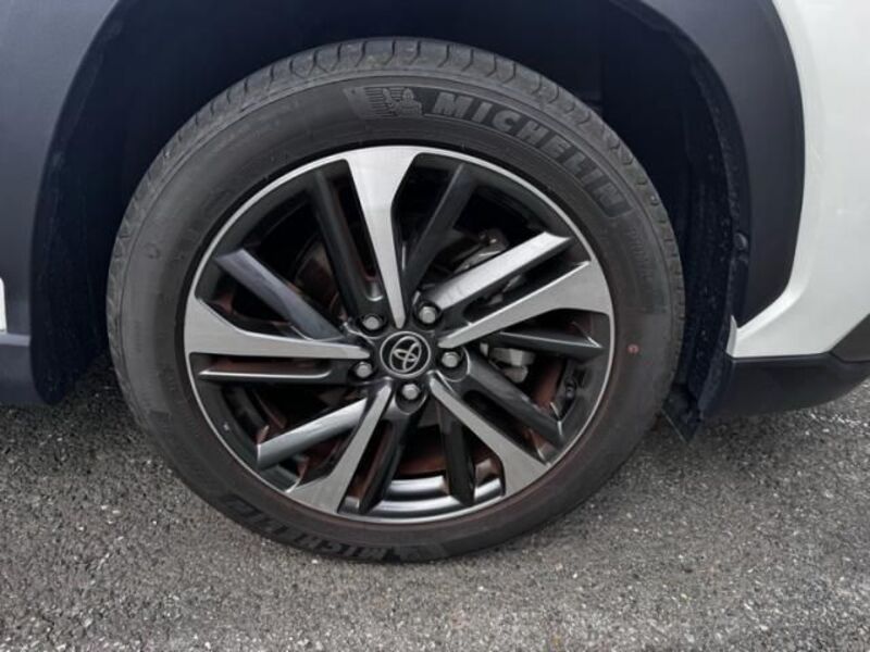 COROLLA CROSS