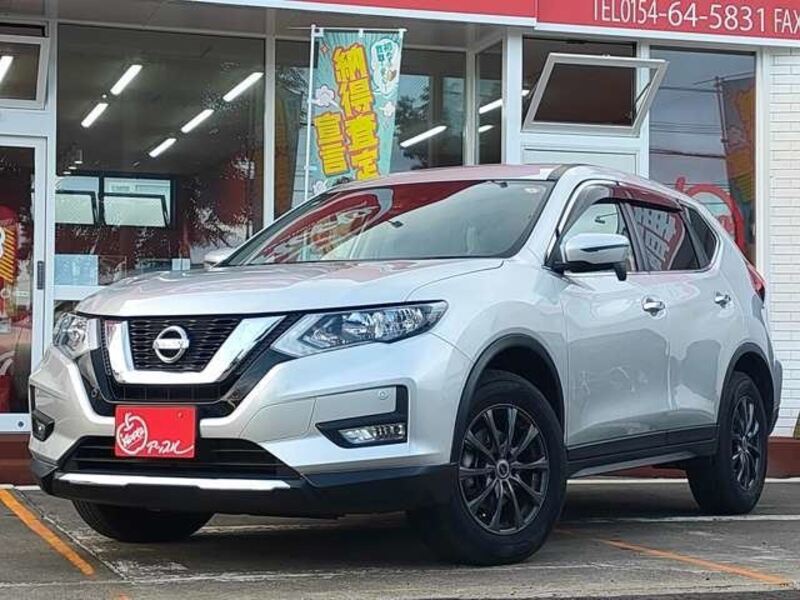 X-TRAIL-0