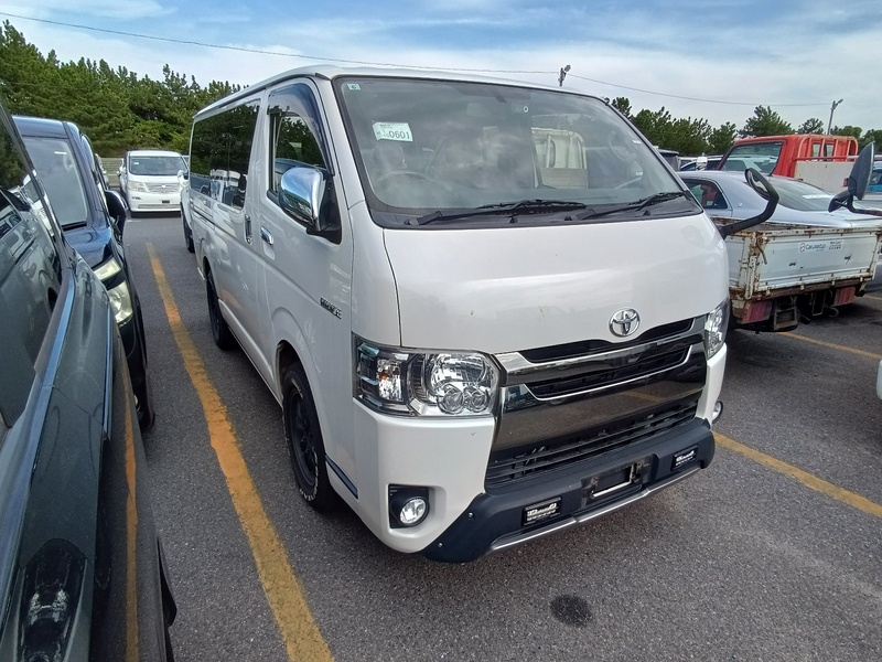 HIACE VAN