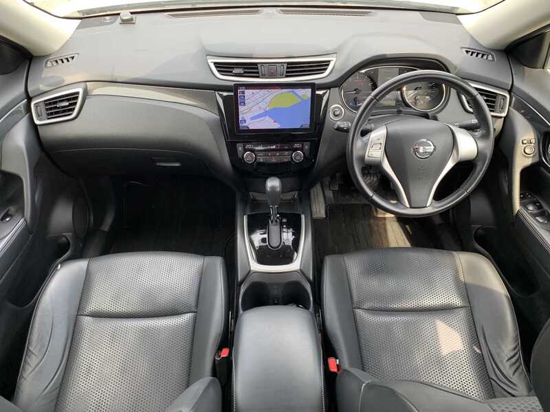 X-TRAIL