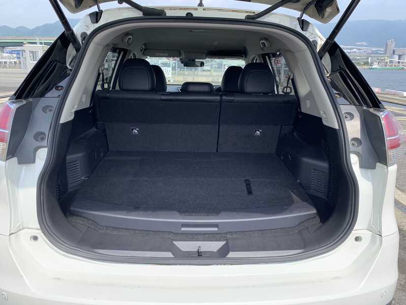 X-TRAIL