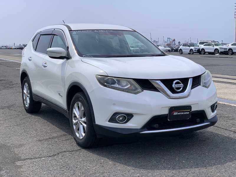 X-TRAIL