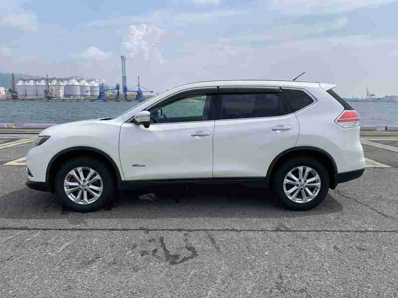 X-TRAIL