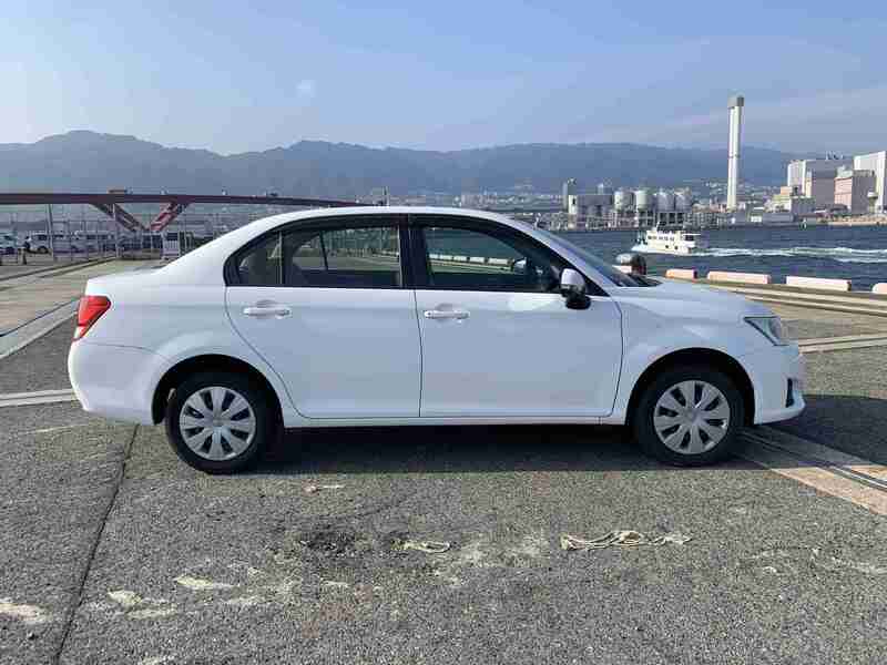 COROLLA AXIO