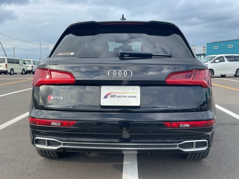 SQ5