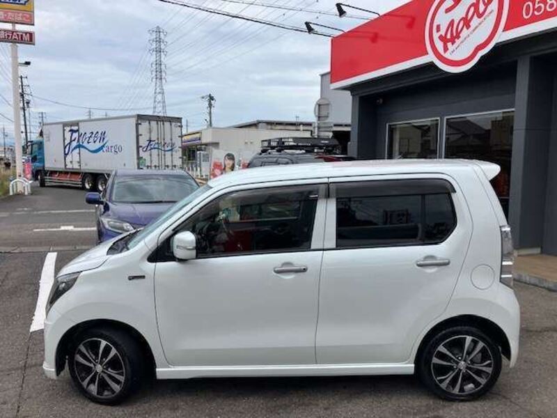 WAGON R
