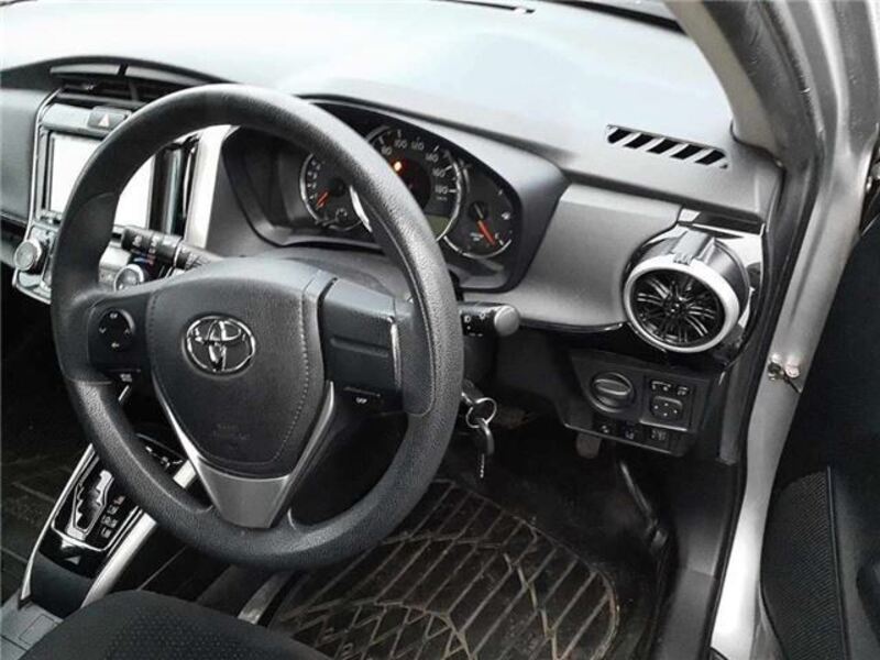 COROLLA FIELDER