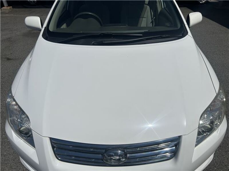 COROLLA AXIO