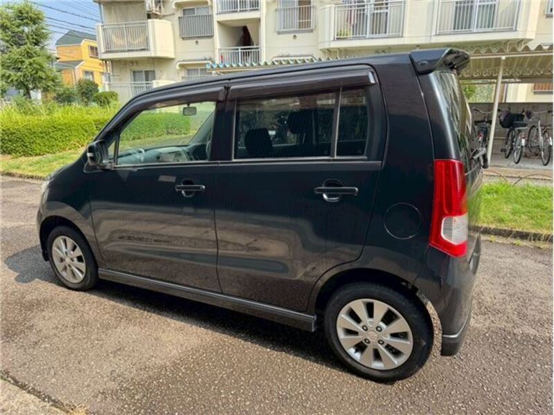 WAGON R