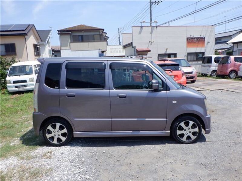 WAGON R