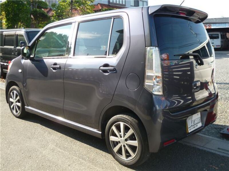 WAGON R