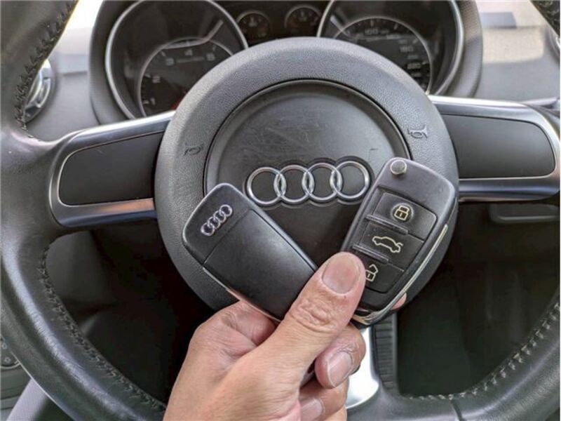 TT