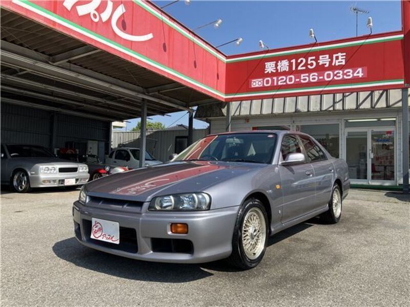 NISSAN SKYLINE