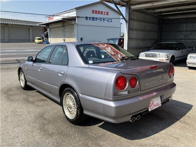 SKYLINE