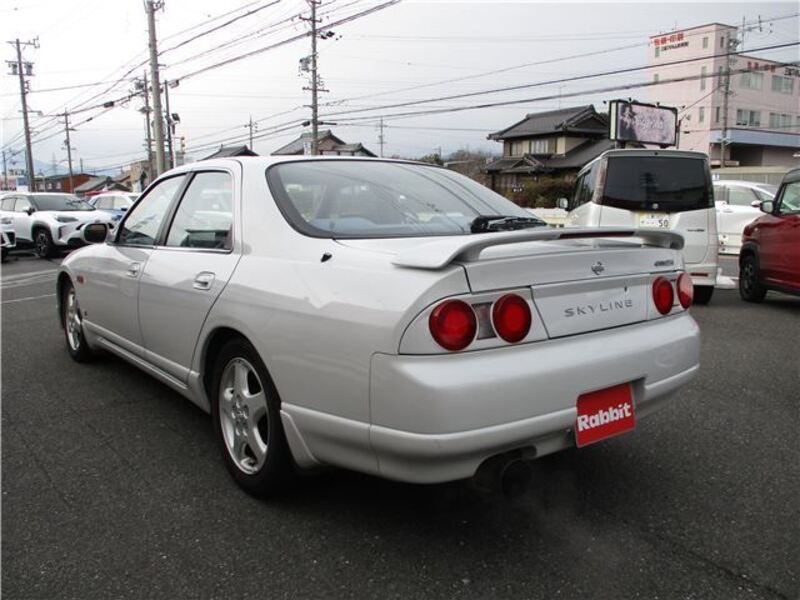 SKYLINE
