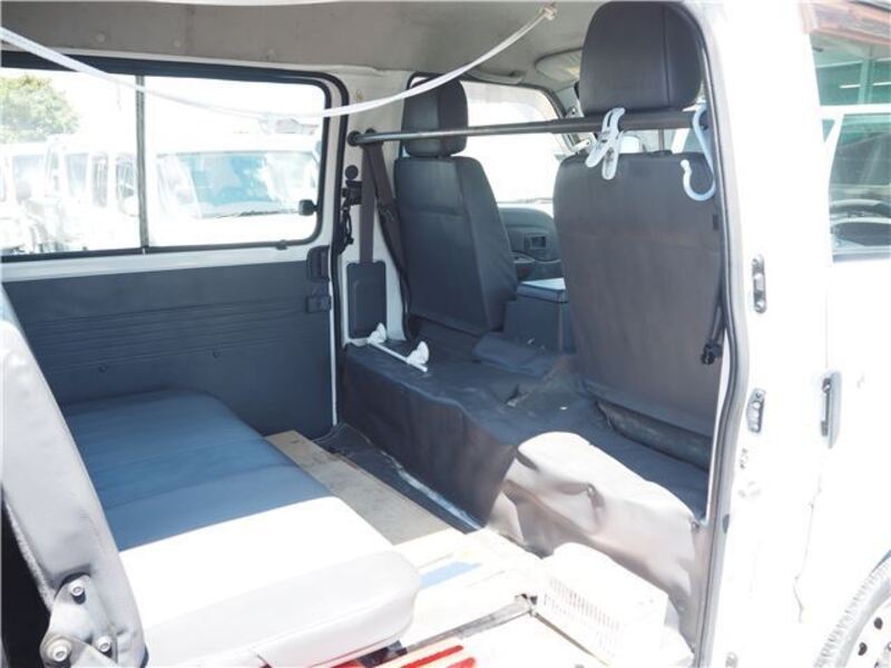 BONGO VAN