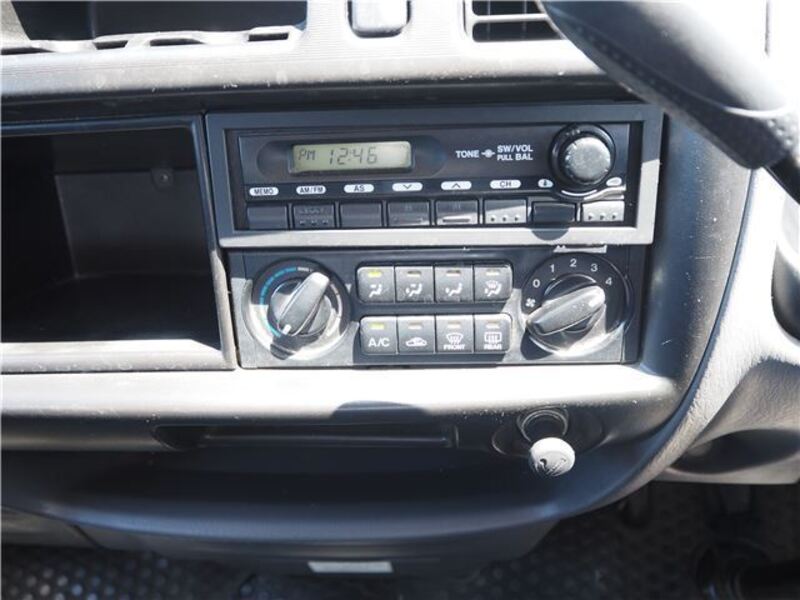 BONGO VAN