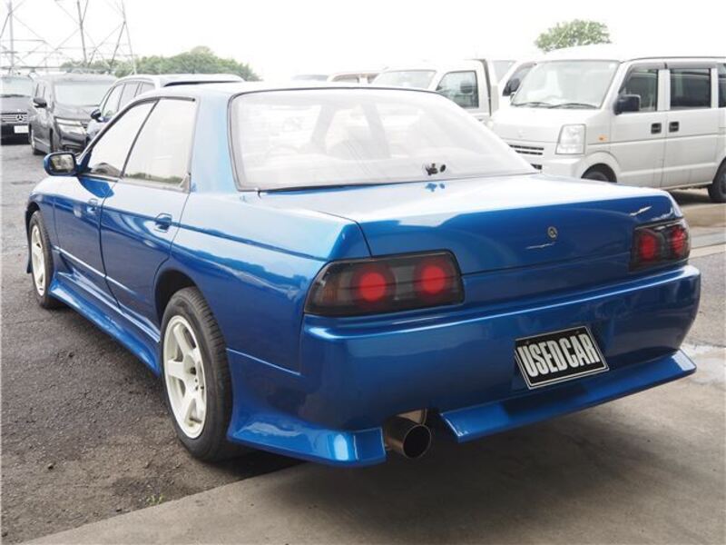 SKYLINE