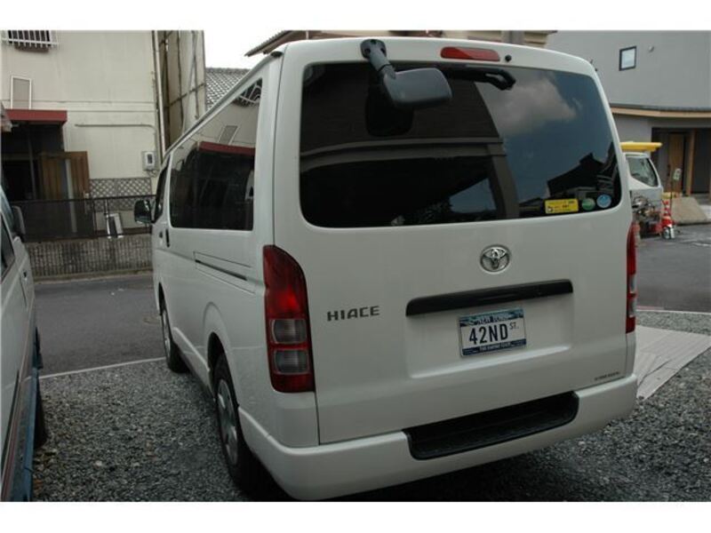 HIACE VAN