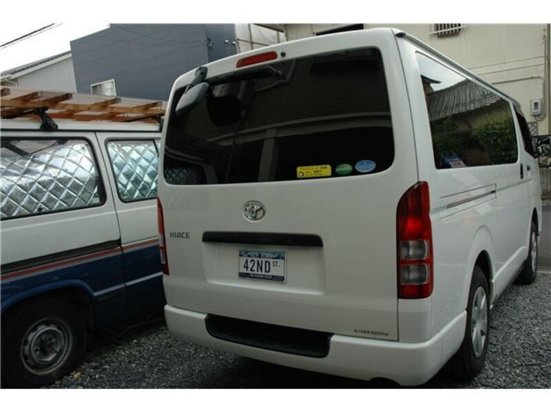 HIACE VAN