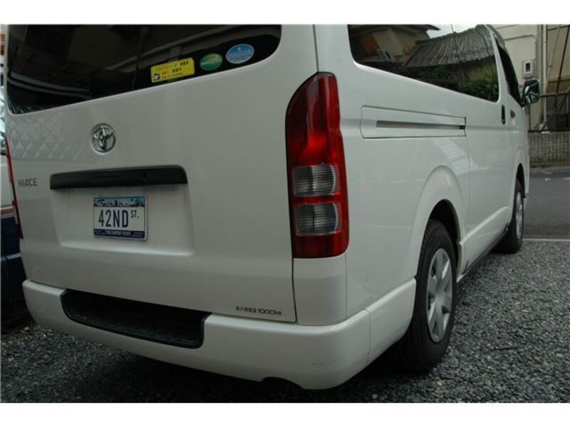 HIACE VAN