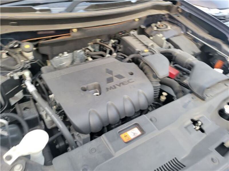 OUTLANDER