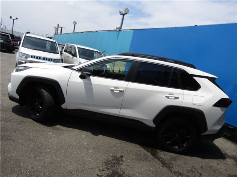 RAV4