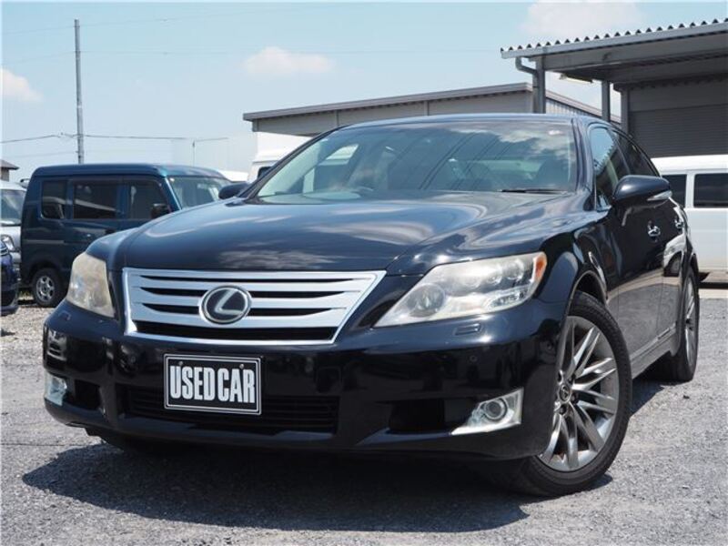 LEXUS LS