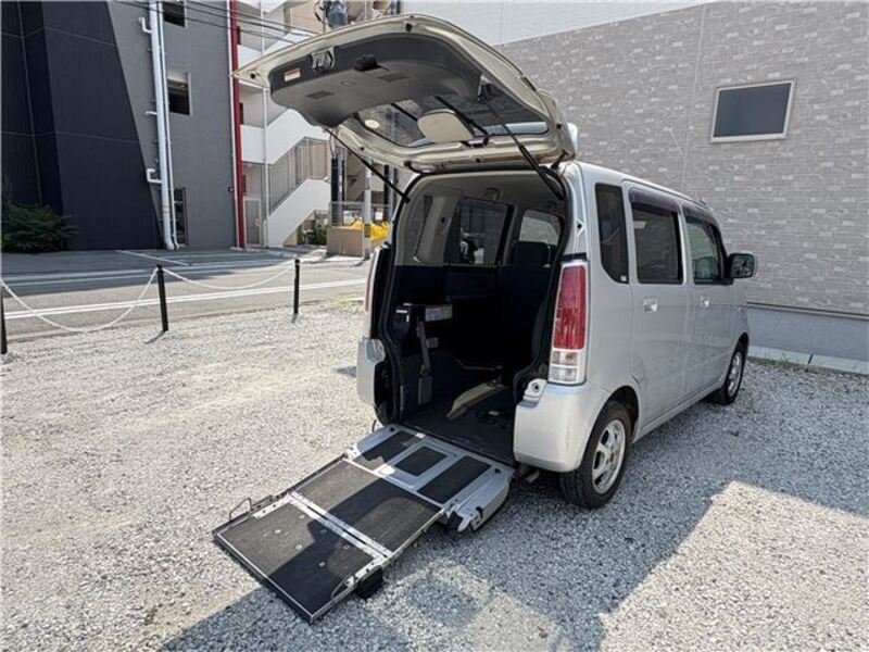 WAGON R-0