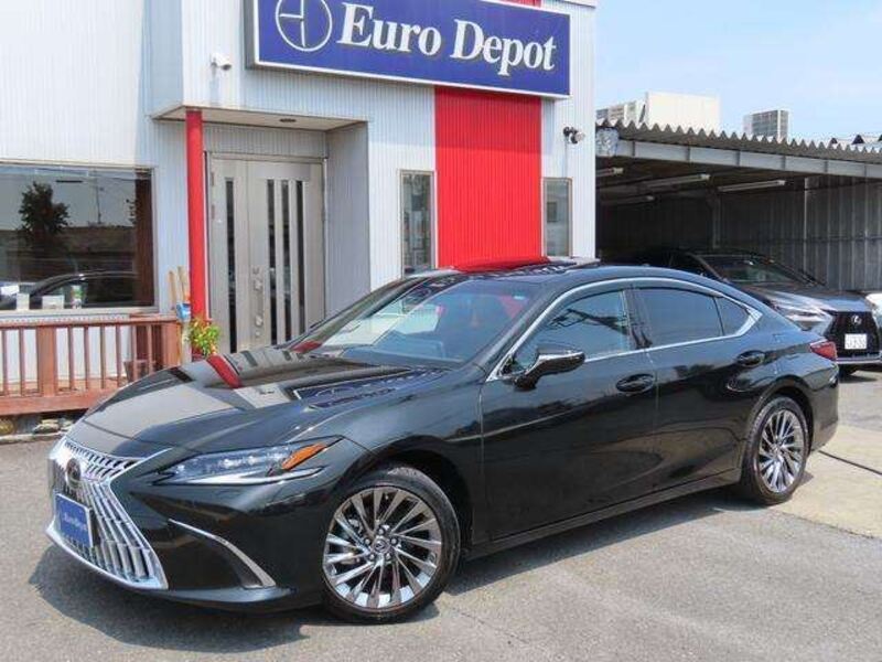 ES