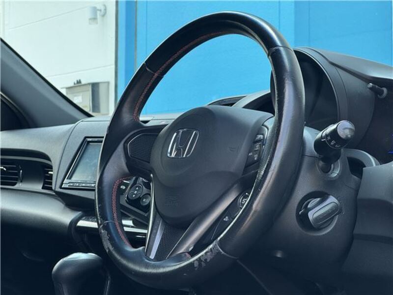 CR-Z