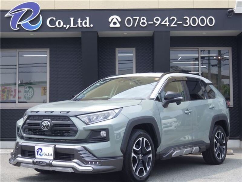 TOYOTA RAV4