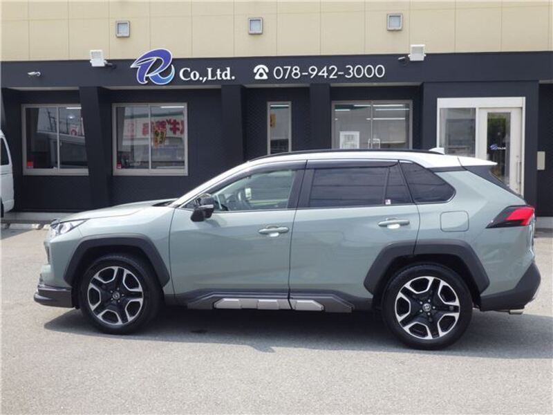 RAV4