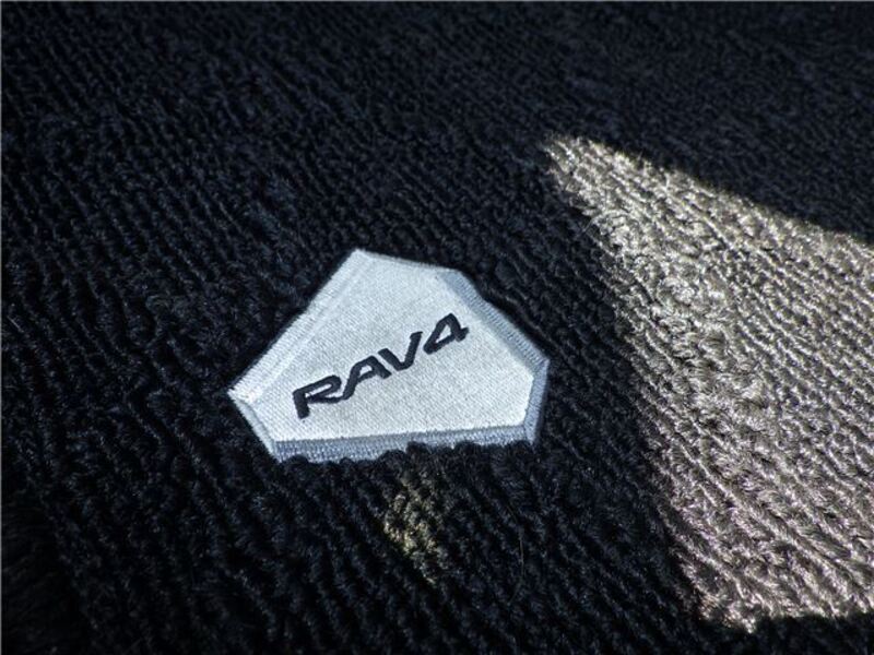 RAV4
