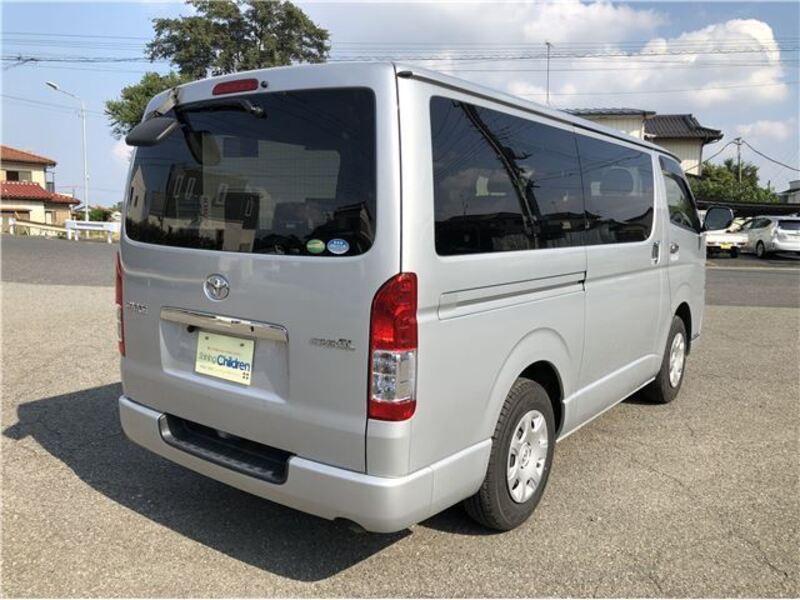 HIACE VAN