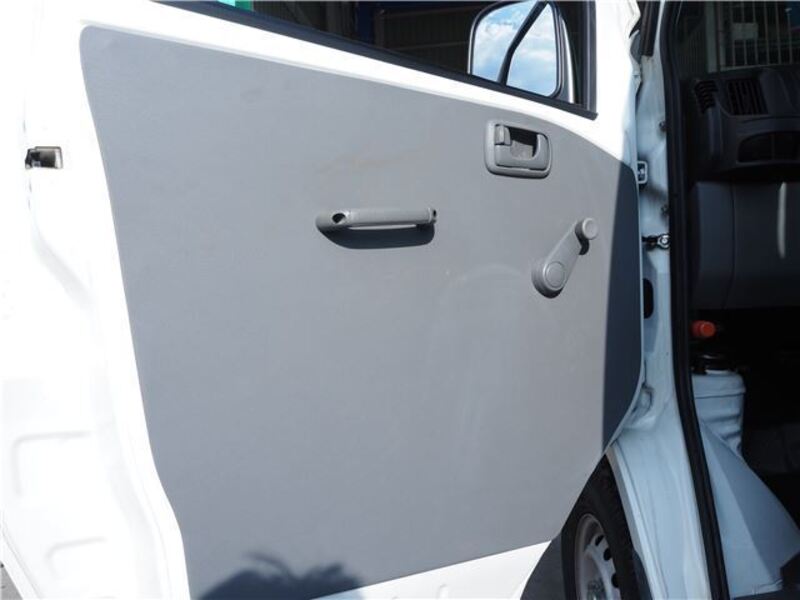 CLIPPER TRUCK